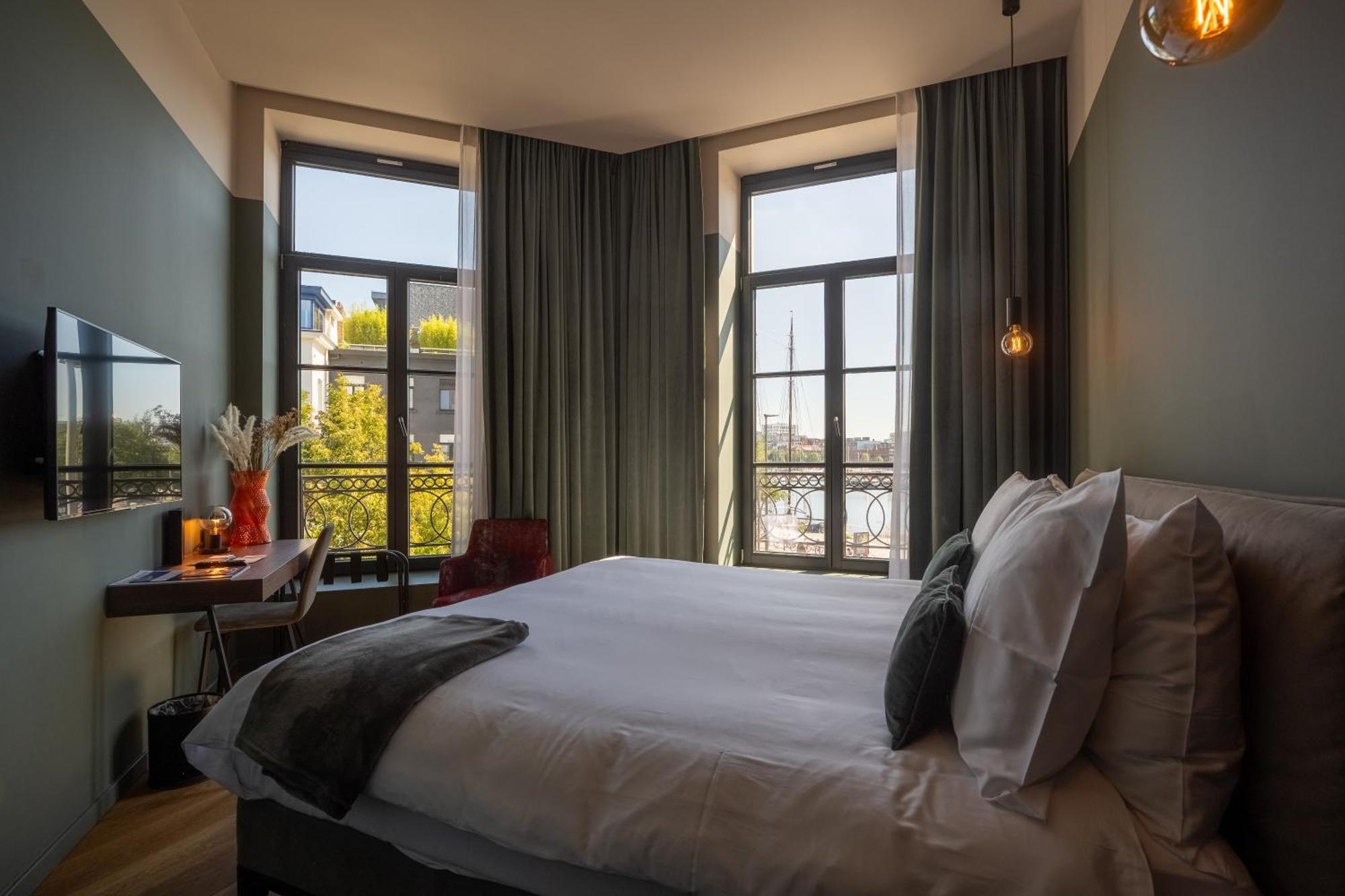 U Eat & Sleep Antwerp Hotel Eksteriør billede