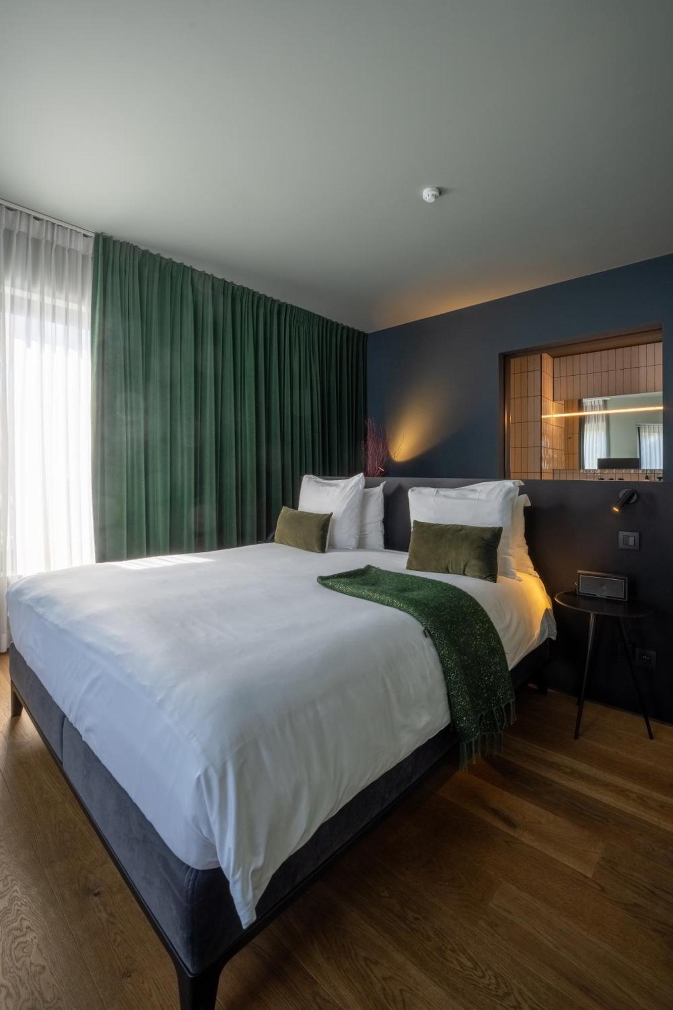 U Eat & Sleep Antwerp Hotel Eksteriør billede