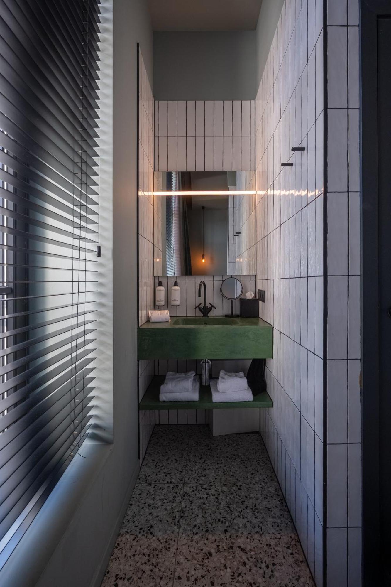 U Eat & Sleep Antwerp Hotel Eksteriør billede