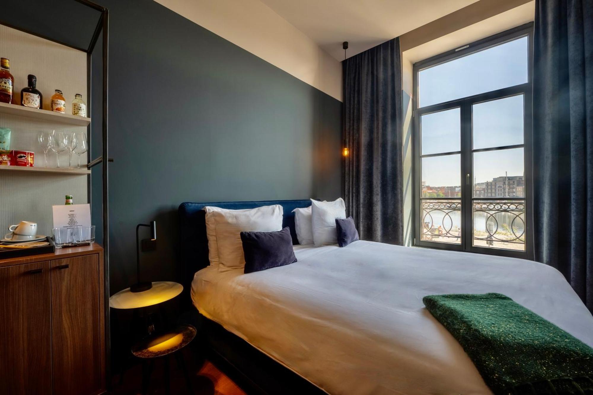 U Eat & Sleep Antwerp Hotel Eksteriør billede